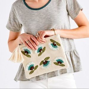NWT Lucky Brand Raffia Flower Zip Top Pouch Straw Beaded